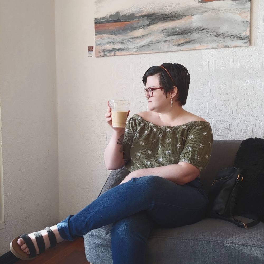 Meet your Posher, Cat